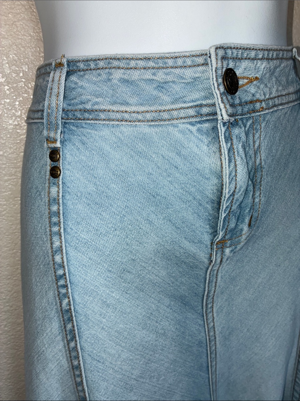 For Joseph Denim Skirt, Women's 6, blue, Light wash, flared, bias cut panels EUC - Picture 6 of 14